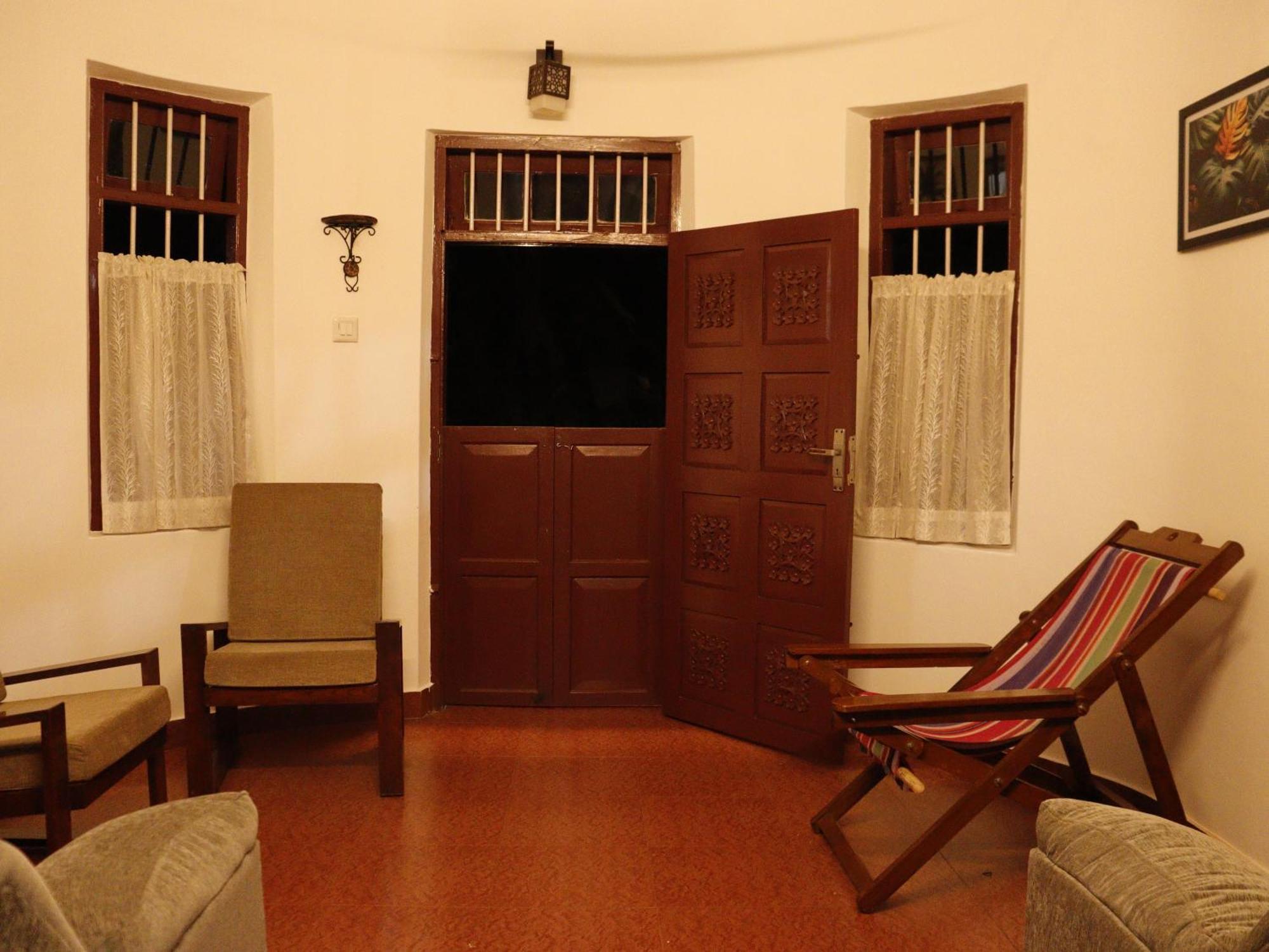Remasailam Villa Thiruvananthapuram Bagian luar foto